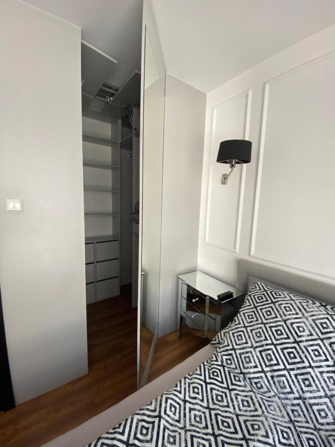 Apartament W Sercu Gdanska Z Parkingiem Podziemnym エクステリア 写真