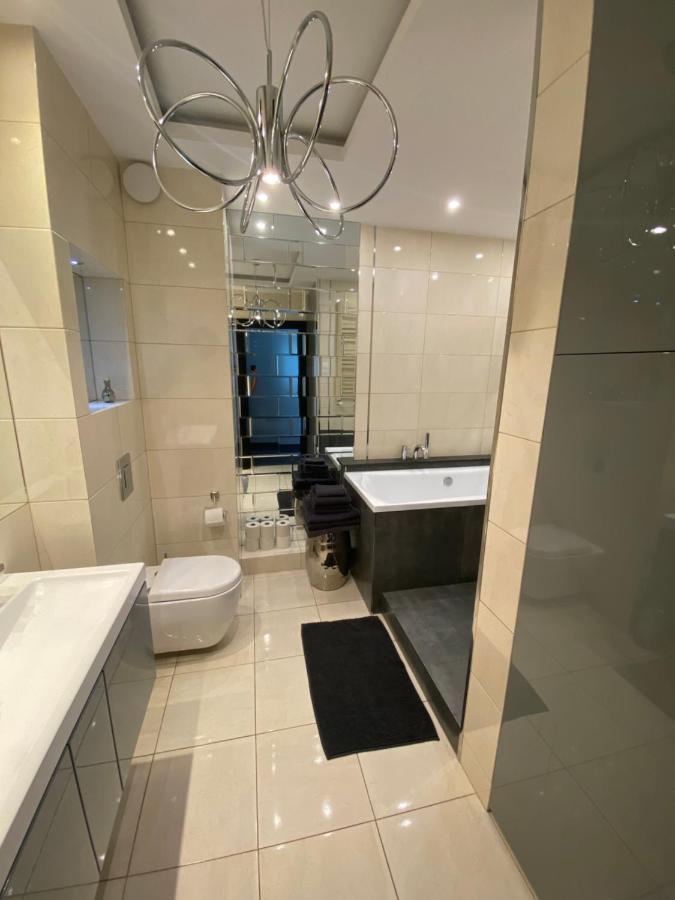 Apartament W Sercu Gdanska Z Parkingiem Podziemnym エクステリア 写真